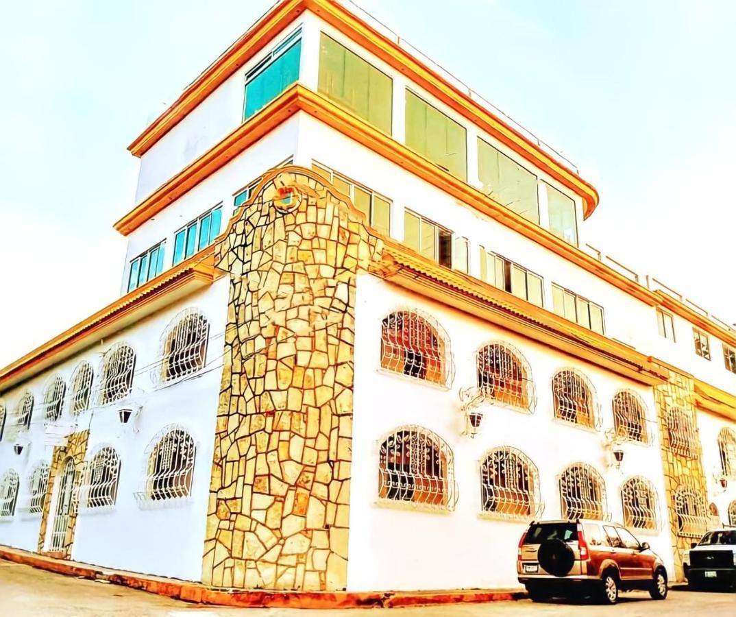 Hotel Esmeralda Tampico Exteriör bild