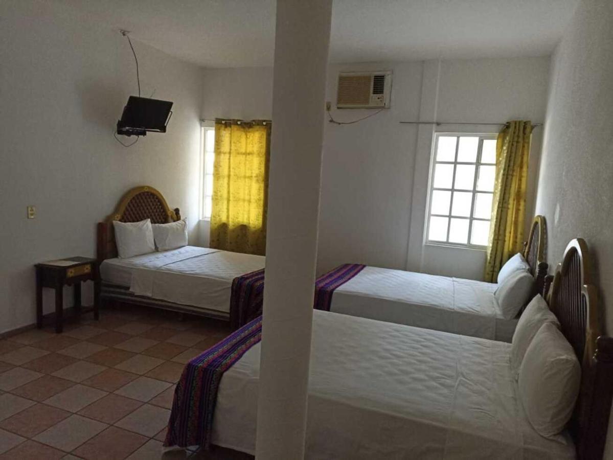 Hotel Esmeralda Tampico Exteriör bild